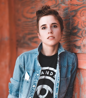 محدثه نجاتی